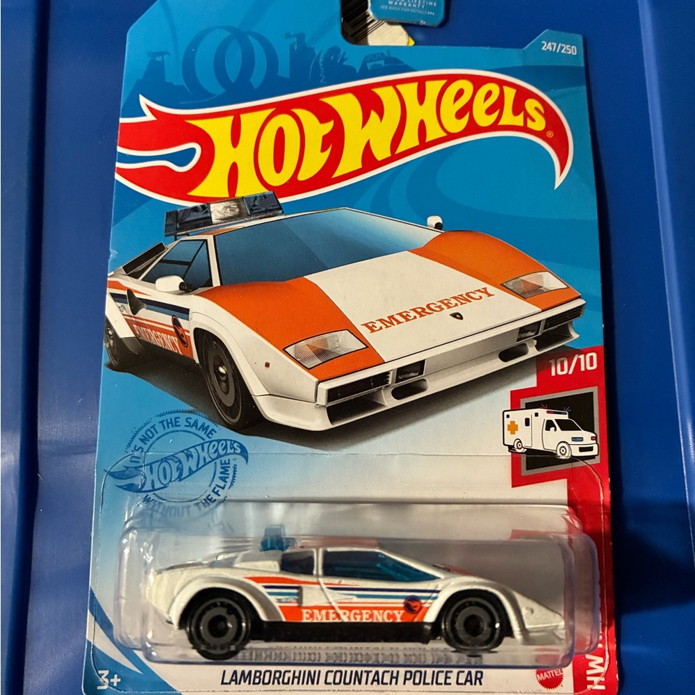 Lamborghini Countach Police Car - White and Orange TREASURE HUNT!!